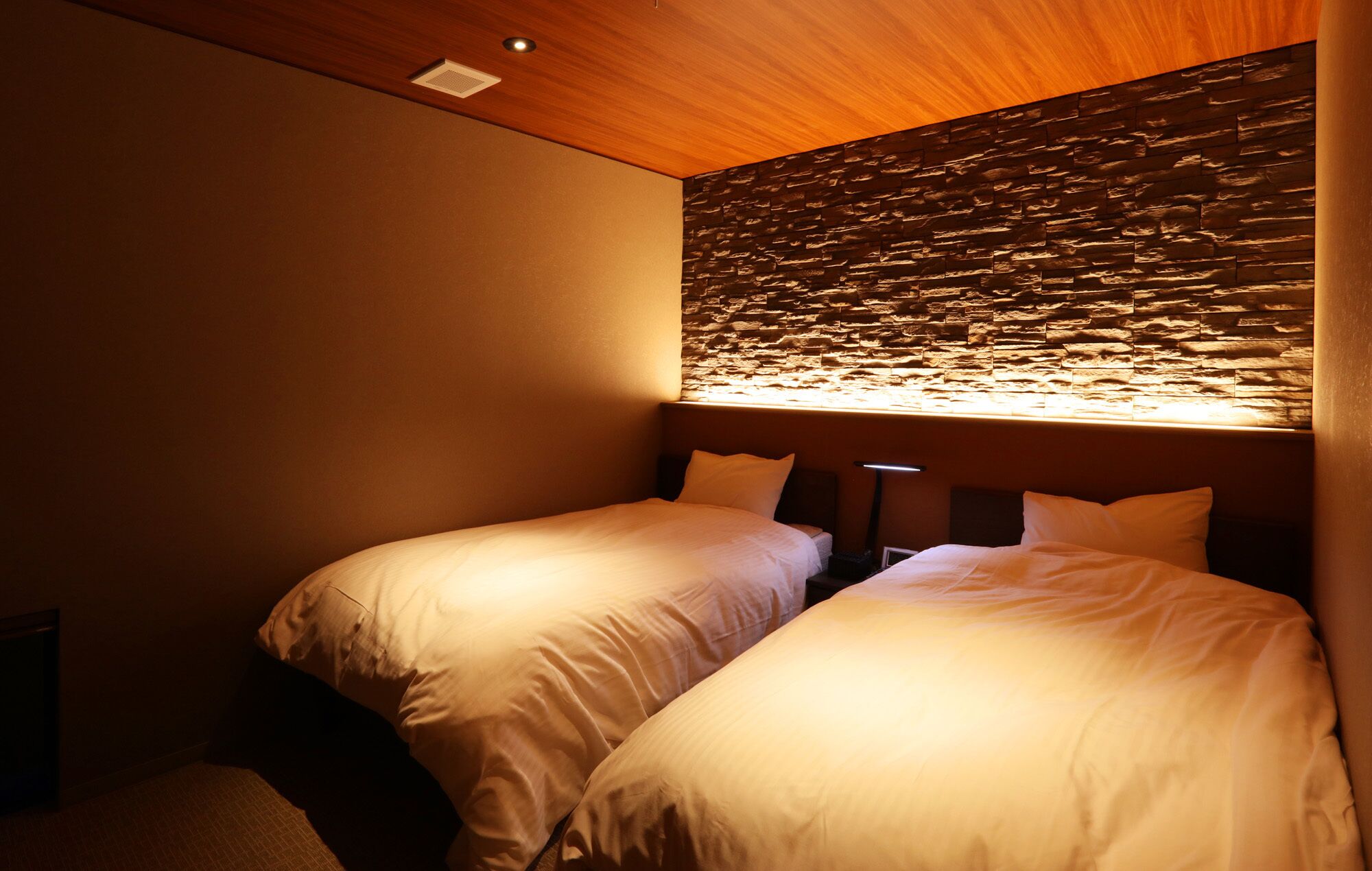 Chambre Standard avec lits jumeaux, 1 chambre, accessible aux personnes à mobilité réduite | Décoration personnalisée, ameublement personnalisé, rideaux occultants