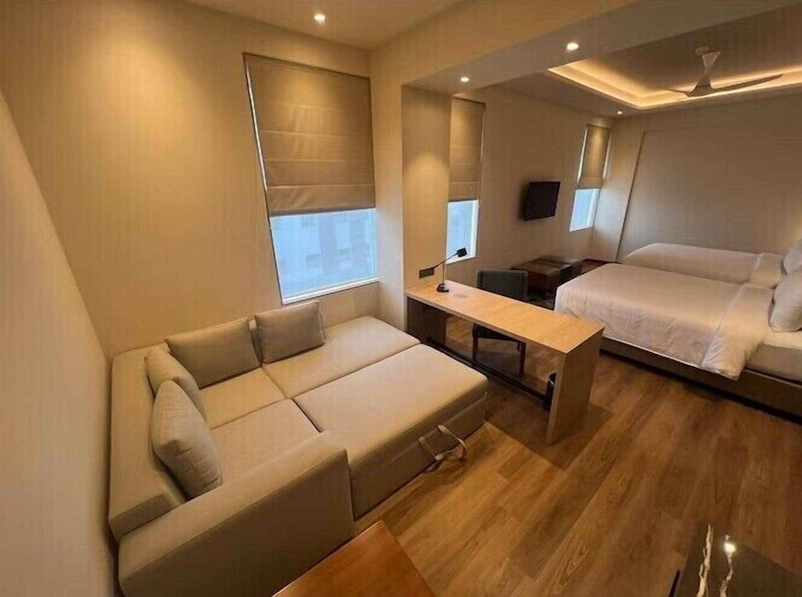 elite family room | 1 bedroom, premium bedding, in-room safe, desk