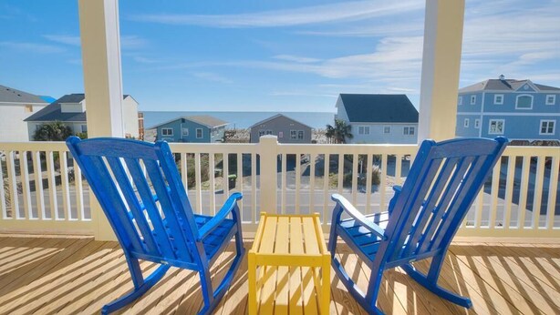 Property grounds - Expansive 5BR Oceanview Home in Oak Island with Pool, Sleeps 16 & Dog Friendly! (Oak Island)