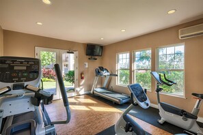 Fitness facility - Private townhome near Hawaii's best beaches (Waikoloa)