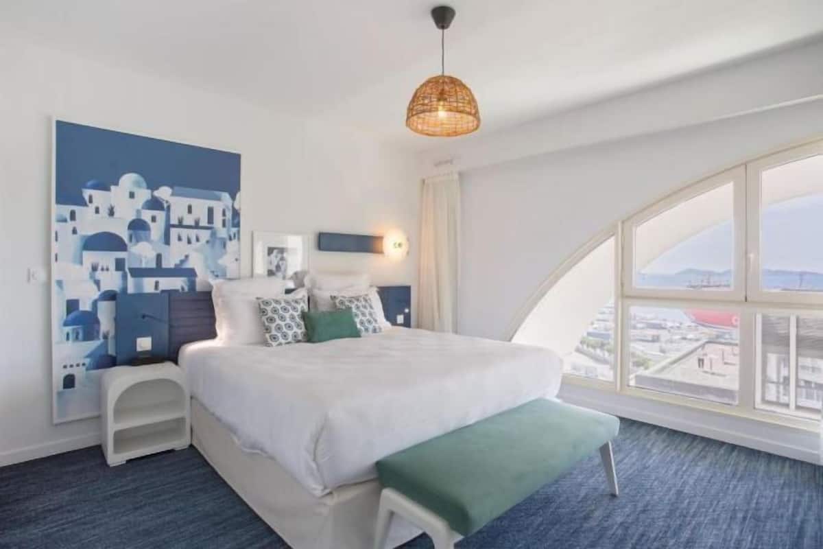 1 bedroom, in-room safe, free WiFi, bed sheets
