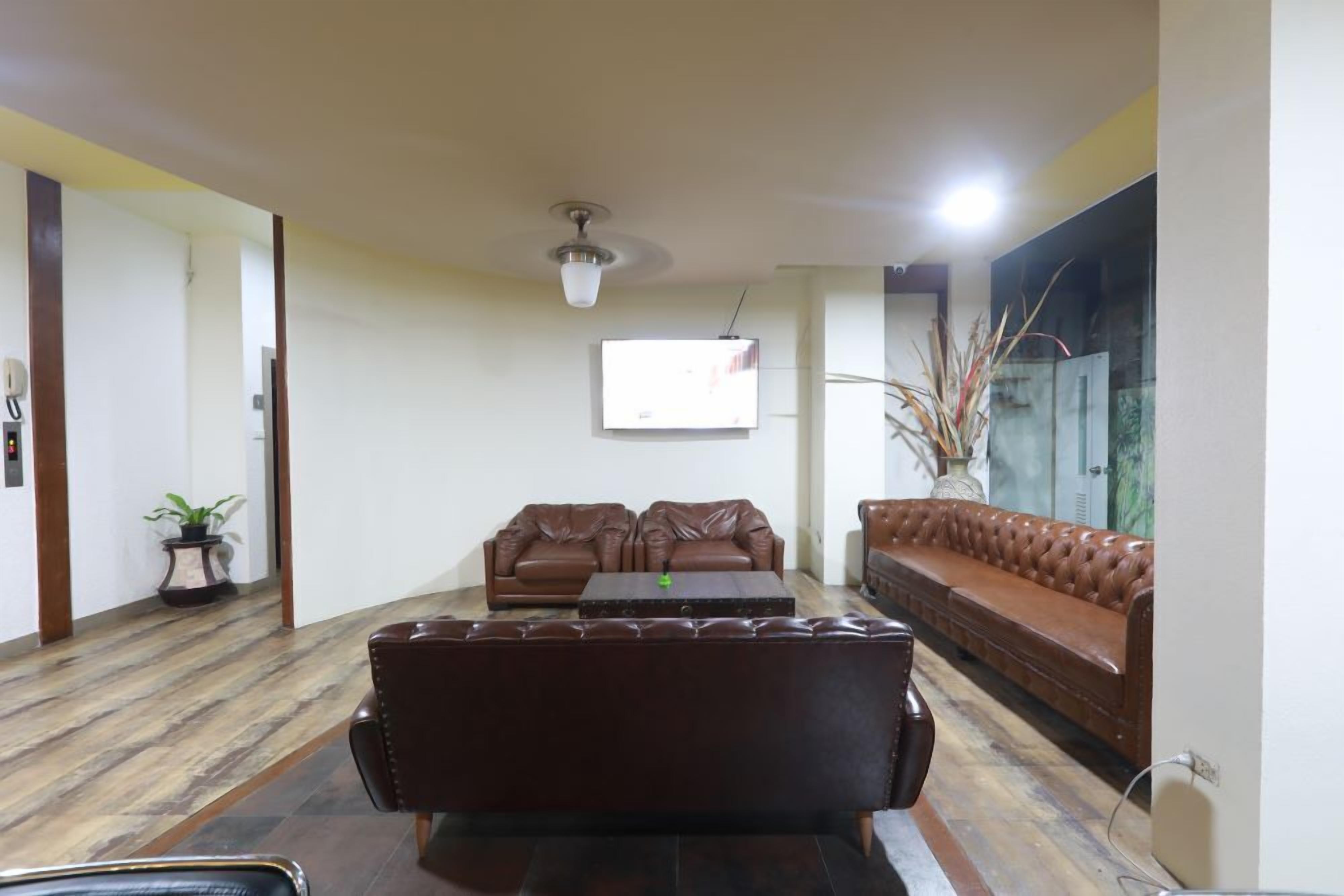 Photo - Pasadena Lodge