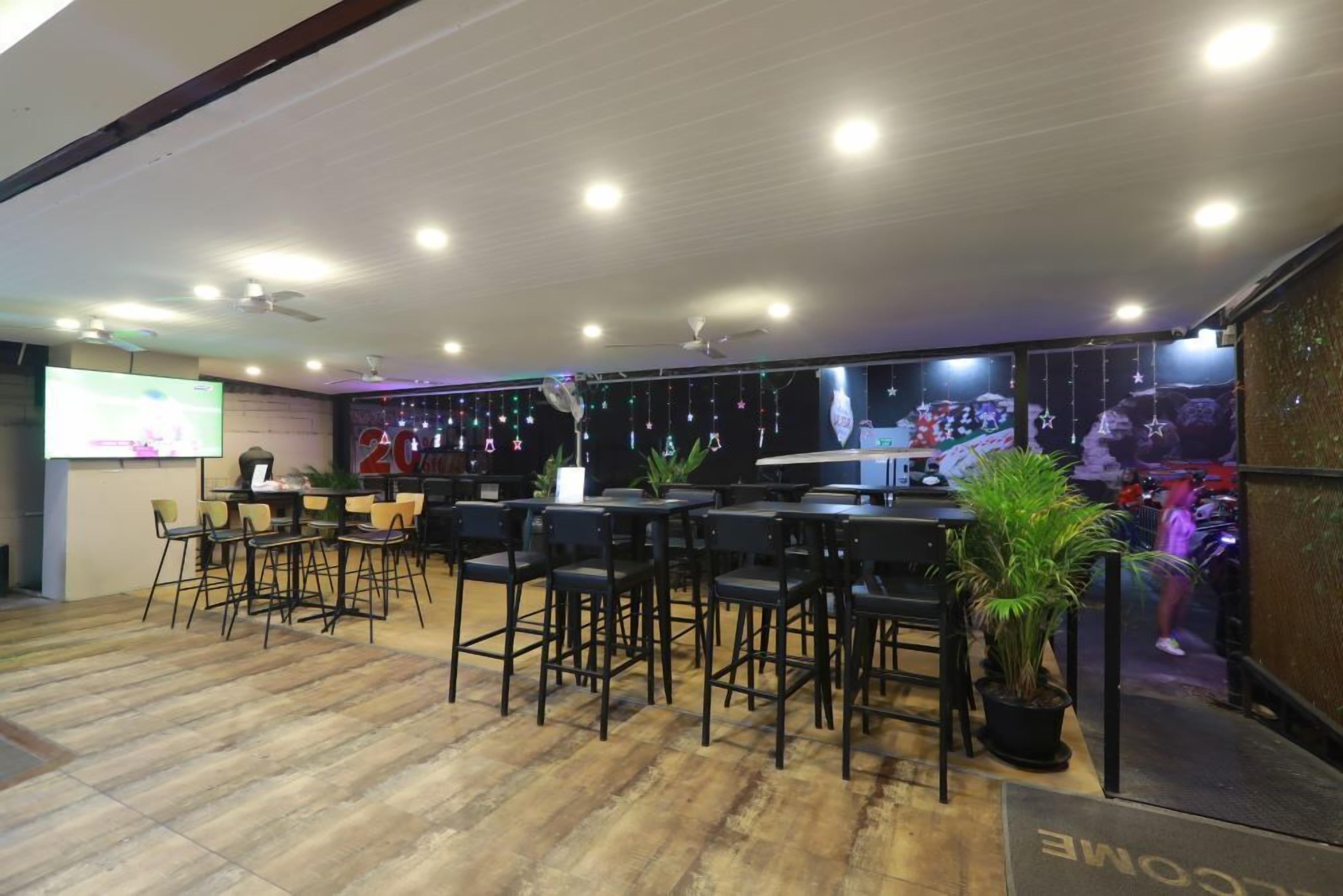 Photo - Pasadena Lodge