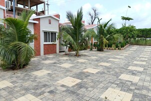 Fachada da propriedade