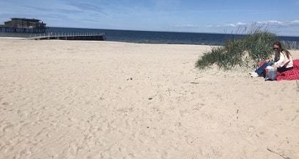 Beautiful Båstad villa apartment in perfect location to Harbor,, tennis, golf