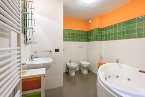 Classic-Apartment | Badezimmer