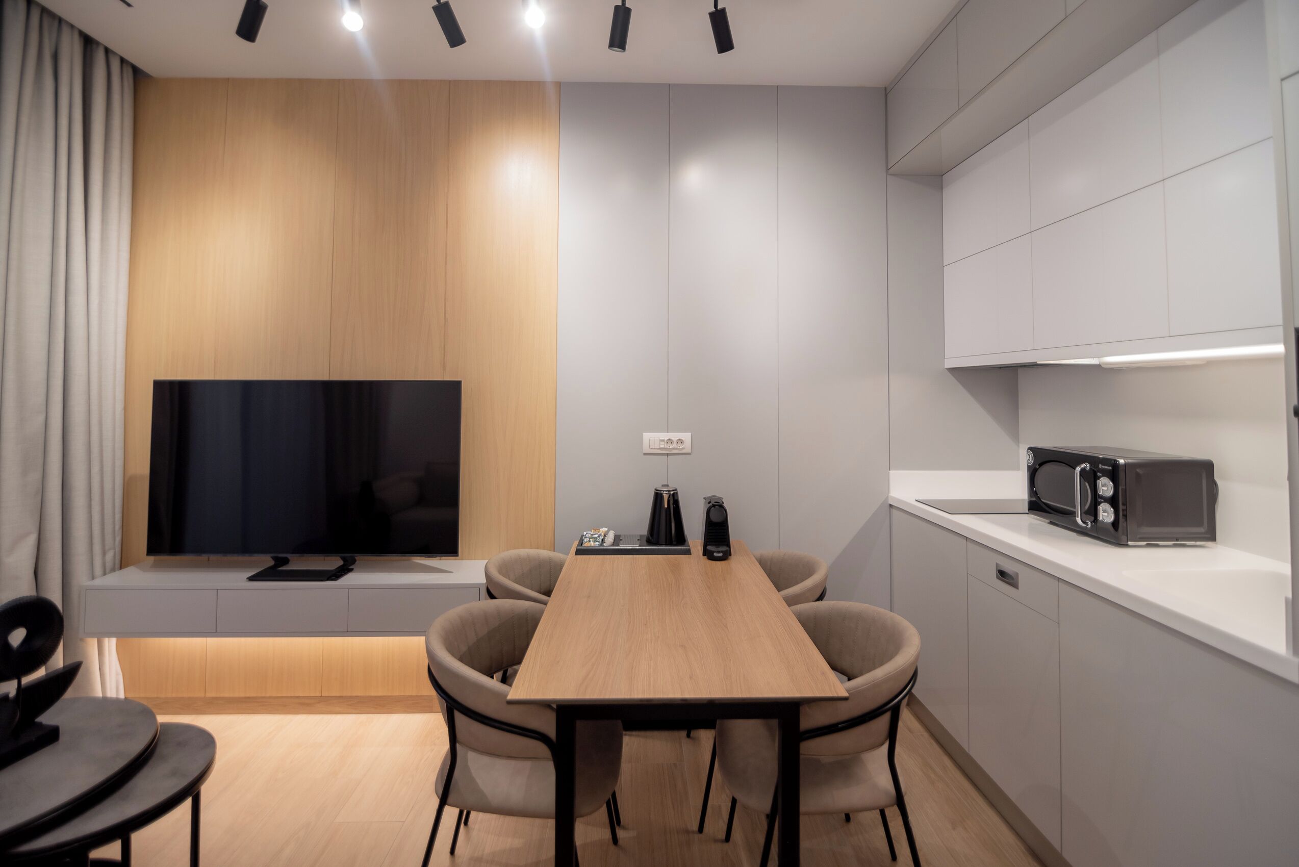 executive suite | private kitchen | mini-fridge, stovetop, espresso maker, electric kettle