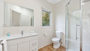 Bathtub, hair dryer