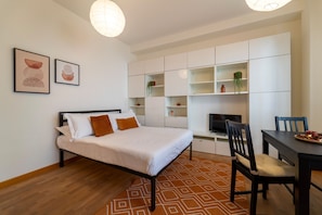 1 Schlafzimmer, Bügeleisen/Bügelbrett, kostenloses WLAN, Bettwäsche