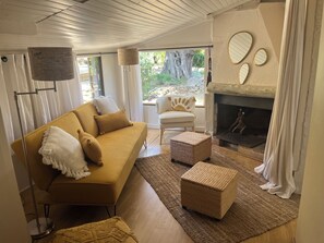 Smart TV - Villa Loleado (OLETTA)