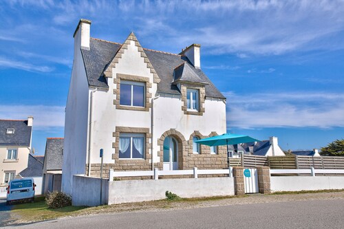 Ferienhaus für 8 mit Meerblick und Pool, Penmarch