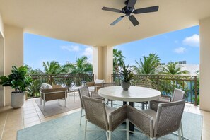 Outdoor dining - Private Residence at The Ritz-Carlton Resort, Grand Cayman (Seven Mile Beach)