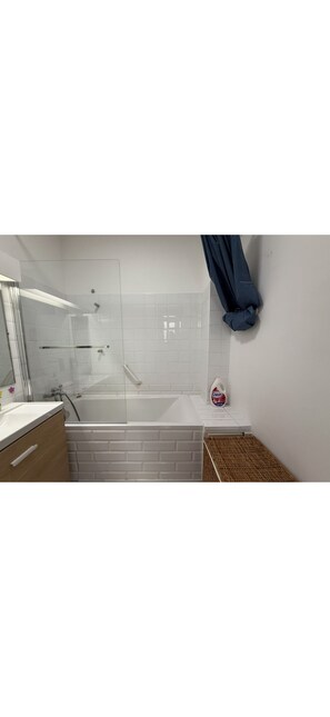 Towels, toilet paper