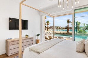 14 bedrooms, desk, iron/ironing board, travel cot - The Beach Front Max: 2 Private Pools, Lagoon + Beaches (St George)
