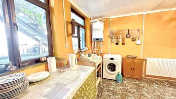 Fridge, oven, electric kettle