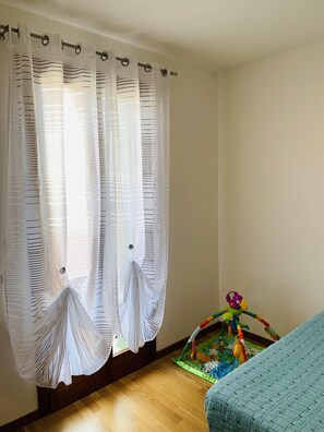 2 bedrooms, iron/ironing board, travel crib, free WiFi