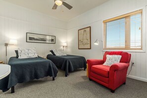 4 chambres, bureau, Wi-Fi gratuit, draps fournis