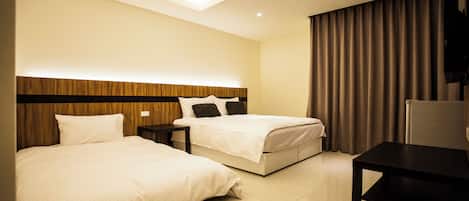 Basic Quadruple Room | Wi-fi percuma