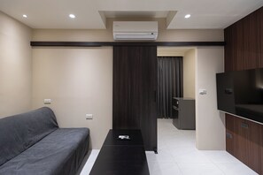 Habitació Deluxe, 1 llit doble | Wifi gratuïta 