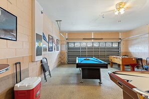 Spielezimmer