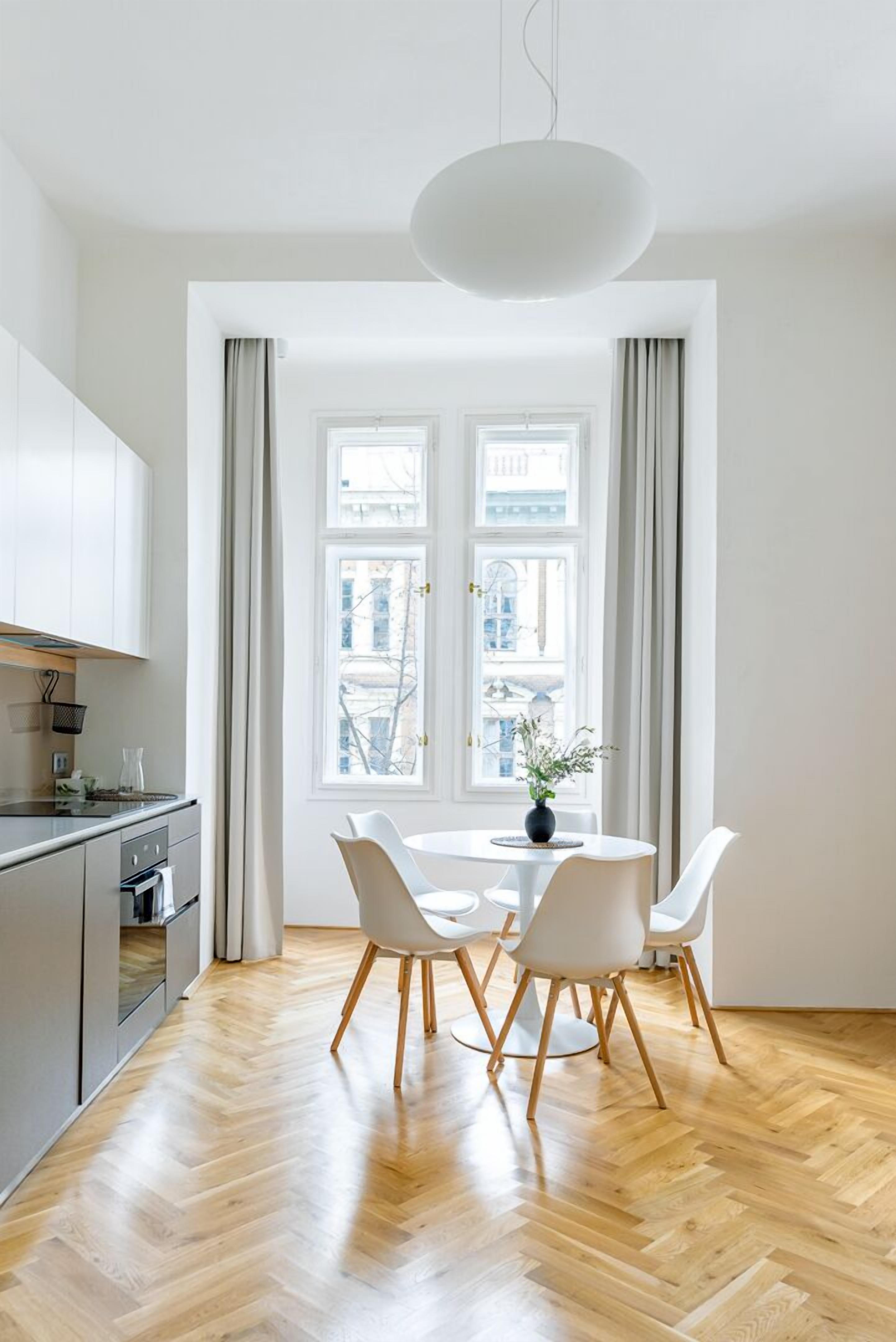 Apartament prèmium | Sala d&#x27;estar | Televisor intel·ligent 