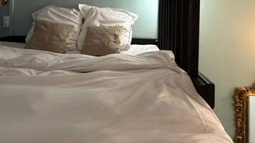 Fer et planche Ă  repasser, Wi-Fi, draps fournis