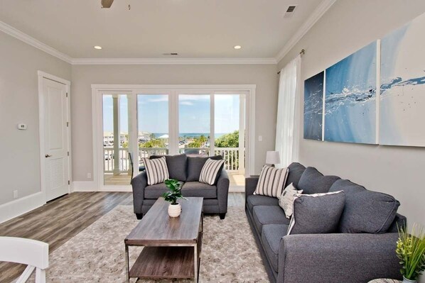 Smart TV - Village West #16, Oceanview Townhouse in Emerald Isle, NC! (Emerald Isle)