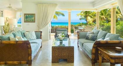 Villa Renaissance 2 Story, 4 Bedrooms, 4 1/2 Baths, Ocean Front Master Bedroom