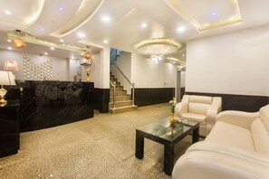 Interior - Hotel Earth (New Delhi)