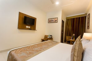 Deluxe-Doppelzimmer | 1 Schlafzimmer, Schreibtisch, schallisolierte Zimmer, kostenloses WLAN