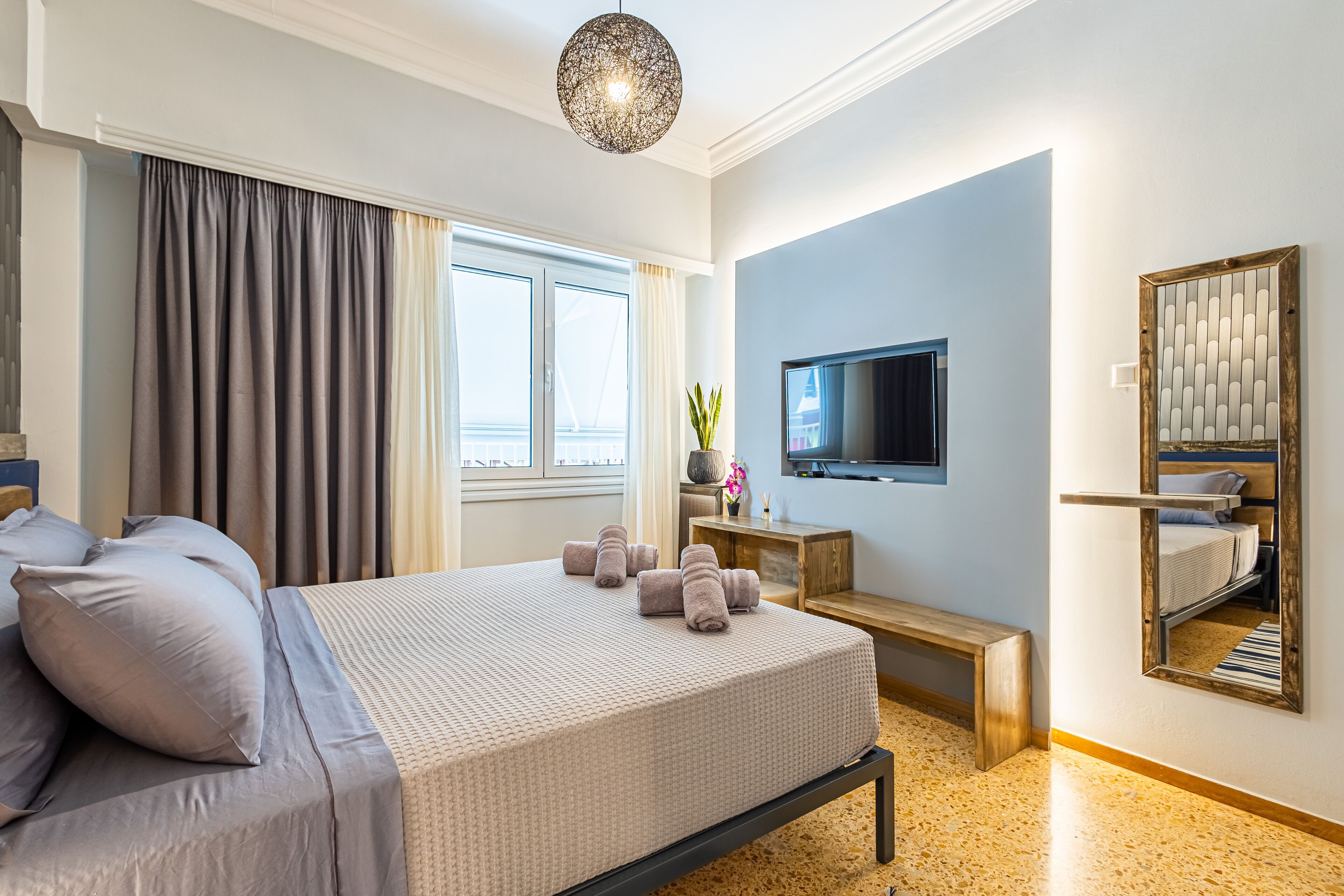 4 bedrooms, WiFi, bed sheets