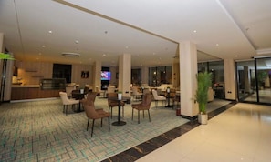 Interior detail - Howard Johnson by Wyndham Riyadh Al Nasiriyah (Riyadh)