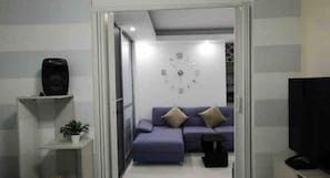 Smart TV, stereo, computer monitors - Entire New Place For You/todo Nuevo Para Usted (Yumbo)