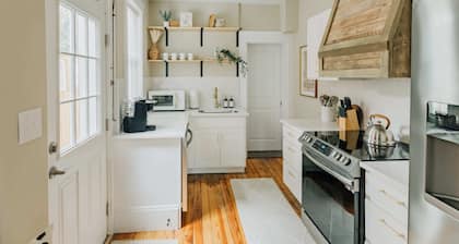 Quaint, Boho Home in Lancaster City