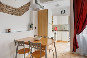 Basic Apartment | Dining room - Bertiera Apartments by Wonderful Italy (Bologna)