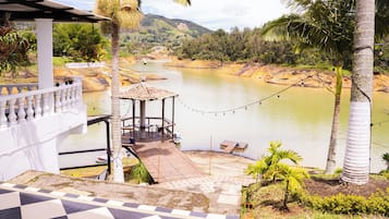 Vista al lago