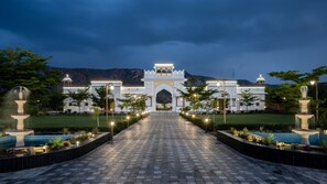 Building design - Hukamgarh - A Luxury Boutique Resort (Nawalgarh)