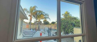 White Alpacas - Super Clean & Budget Guesthome