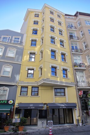 Exterior - Joy Taksim (Istanbul)