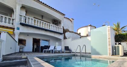 Sant Maurici 218, Très bel Appartement Avec vue Époustouflante !