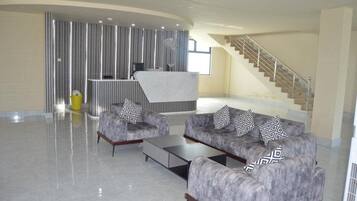 منطقة الجلوس في الردهة