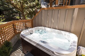 The private hot tub is great after skiing, hiking or biking - Private Hot Tub, Free Parking @ Glacier`s Reach (Whistler)