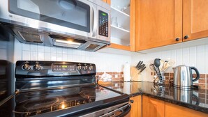 Private kitchen - Host Large Groups w/Best Location+Private Hot Tubs (Whistler)