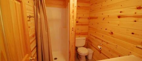 Jabón, papel higiénico