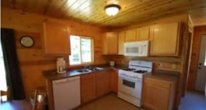 Birch Forest Lodge-3 bedroom Cabin