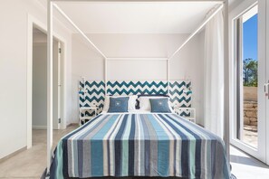 5 habitaciones, internet y ropa de cama 