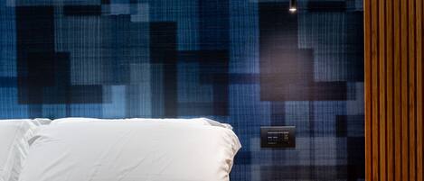 Suite | 1 bedroom, premium bedding, down comforters, memory foam beds