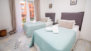 2 chambres, fer et planche Ă repasser, Wi-Fi gratuit, draps fournis