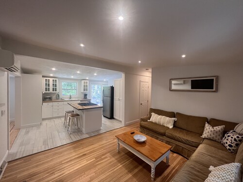 Newly Renovated 3 Bedroom, 1.5 Bath Rental in Hyannis, 1.5 miles to beach