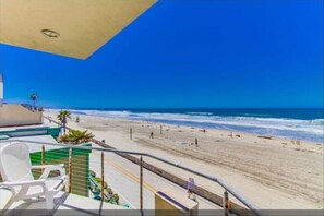 On the beach - Beachfront Paradise (Oceano)